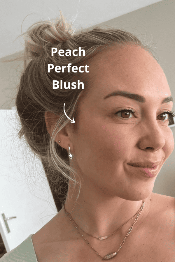 VIVE Skincare Foundation Golden Beige en Blush Peach Perfect